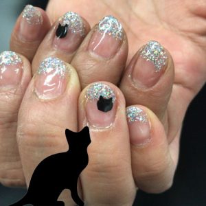 Sugar Silver Gel Nails   http://www.ankh-jp.com