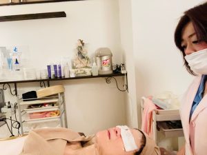 あんく　自由が丘クリニック　ドクターズコスメ　https://www.ankh-jp.com/beauty-esthetic-menu/doctors-cosme/