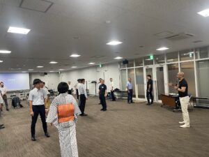 富良野group　共育委員会　VUCA時代　自主性　非言語コミュニケーション　https://www.ankh-jp.com/owners-blog/20lectuer/9913/